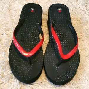 $5 If Bundled. TOMMY HILFIGER SANDALS FLOPS